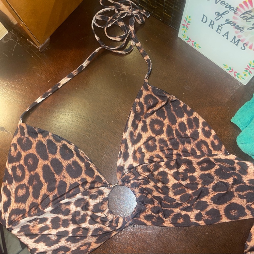 Cheetah print crop top